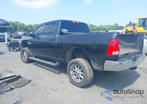 2018 Ram 2500 Tradesman 4X4 6'4 Box z USA, uszkodzony, nr VIN 3C6UR5CL4JG316175